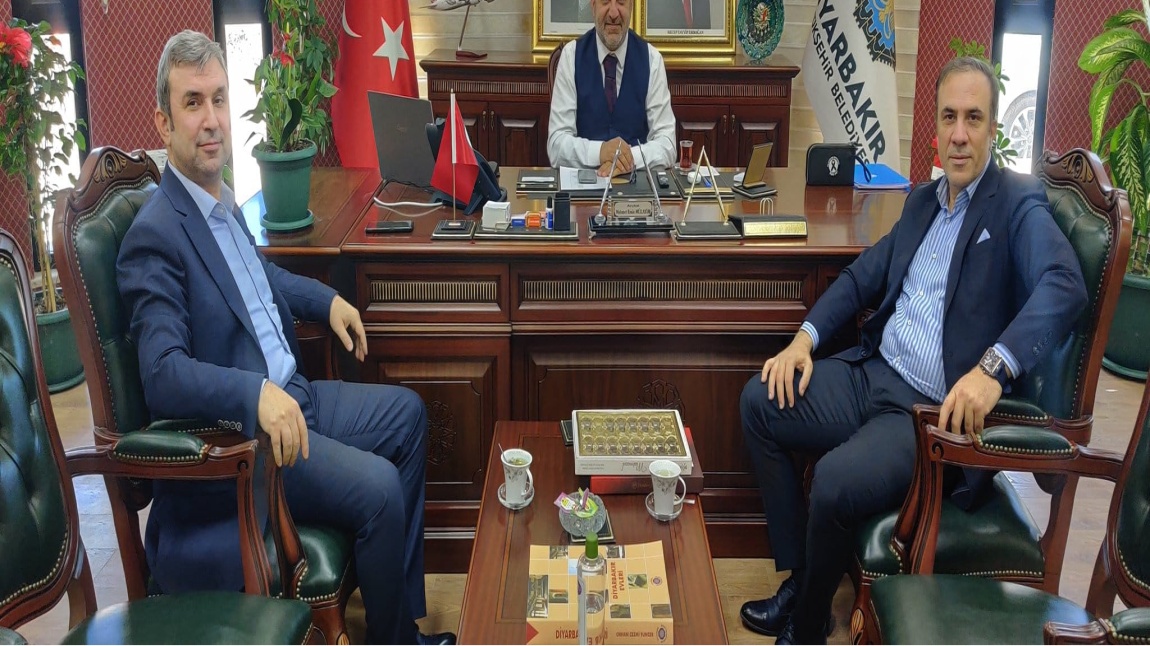 Diyarbakır Büyükşehir Belediyesi İklim Değişikliği ve Sıfır Atık Daire Başkanına Ziyaret 